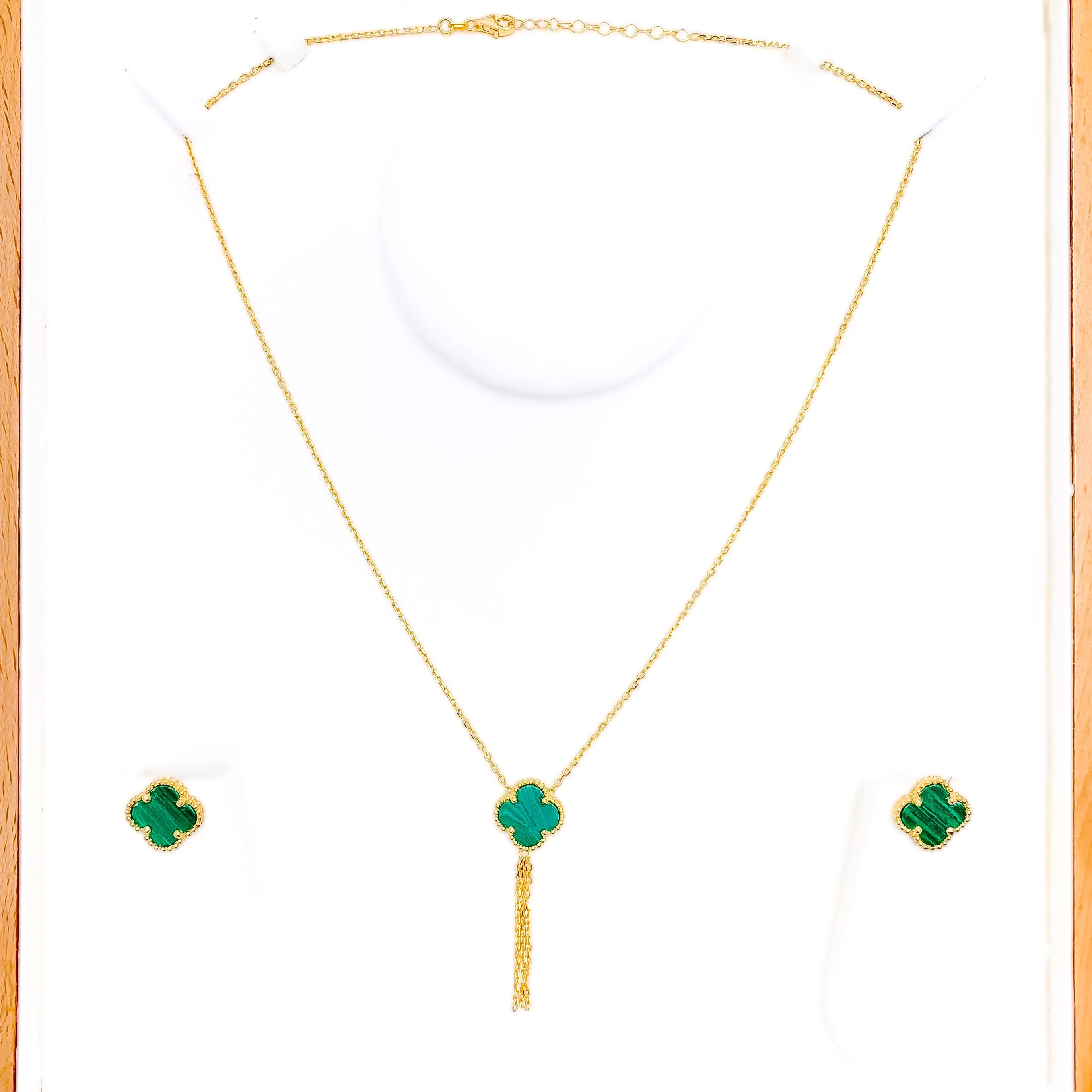 21k Gold Malachite Clover Necklace Set w/ Gold Tassels