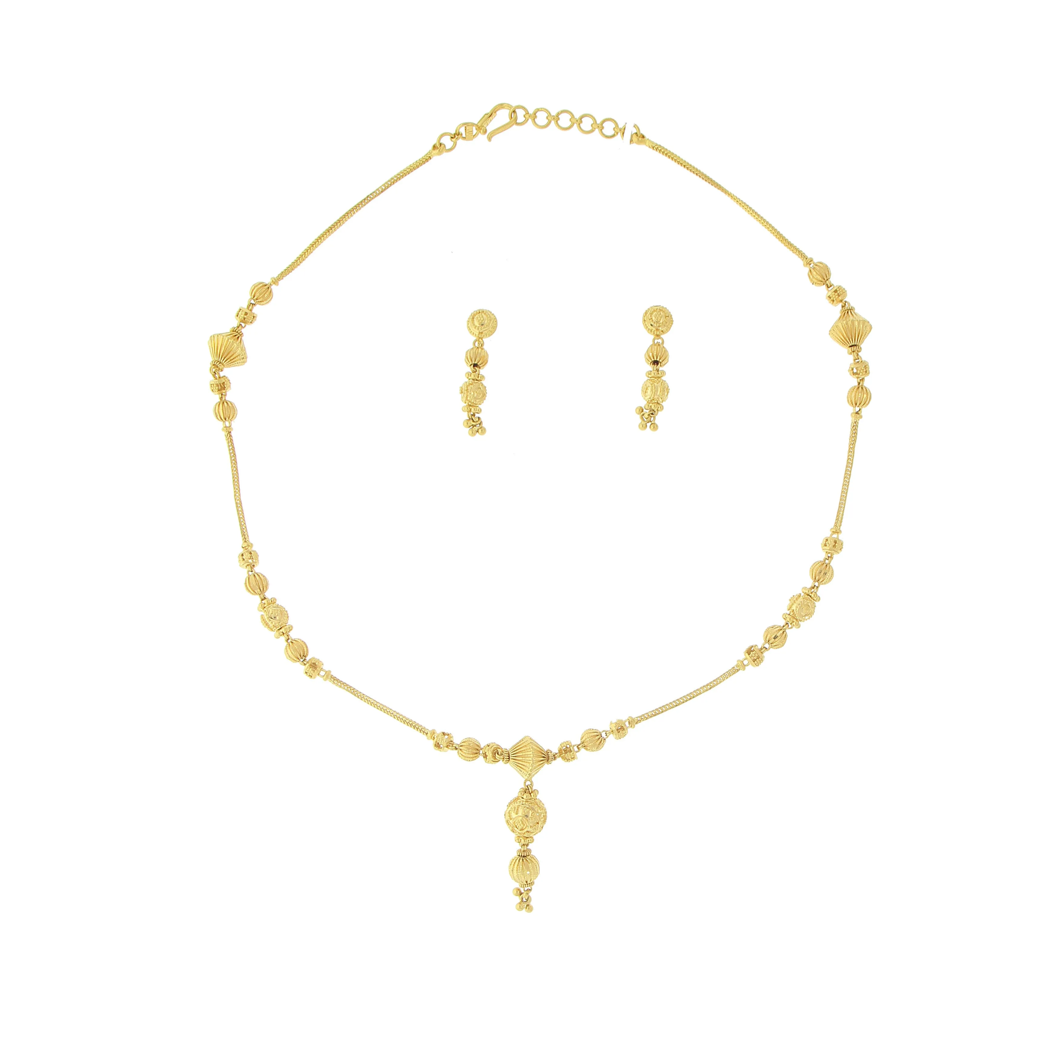 3 PIECE GOLD NECKLACE SET