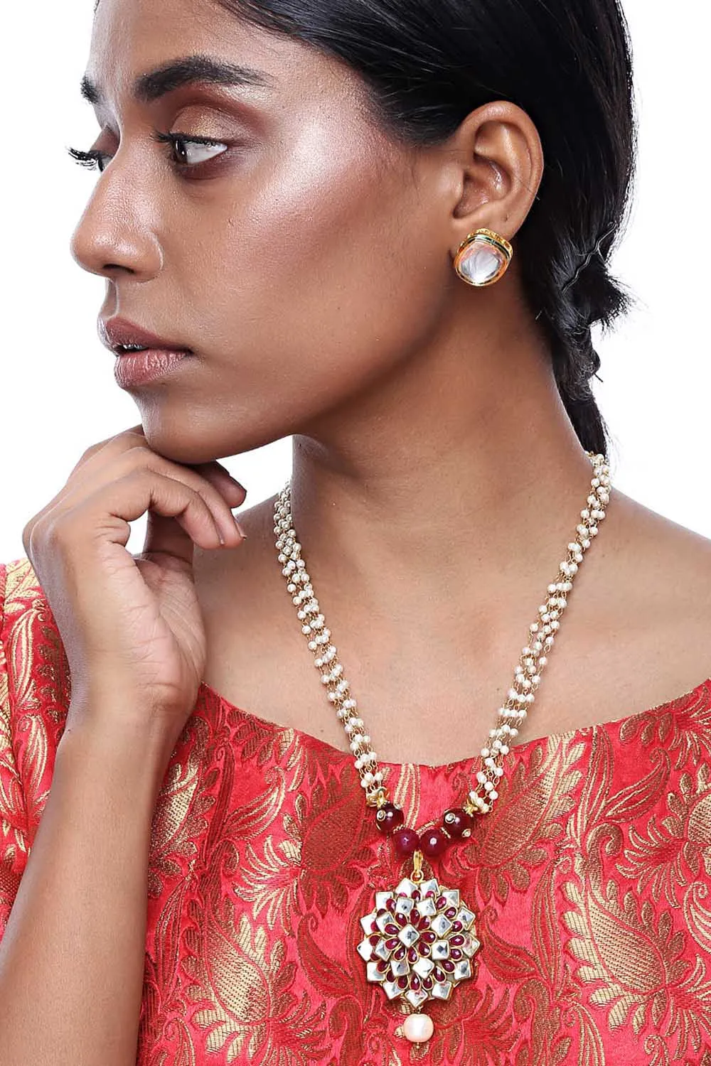 Alloy Necklace and Earring Sets in Gold