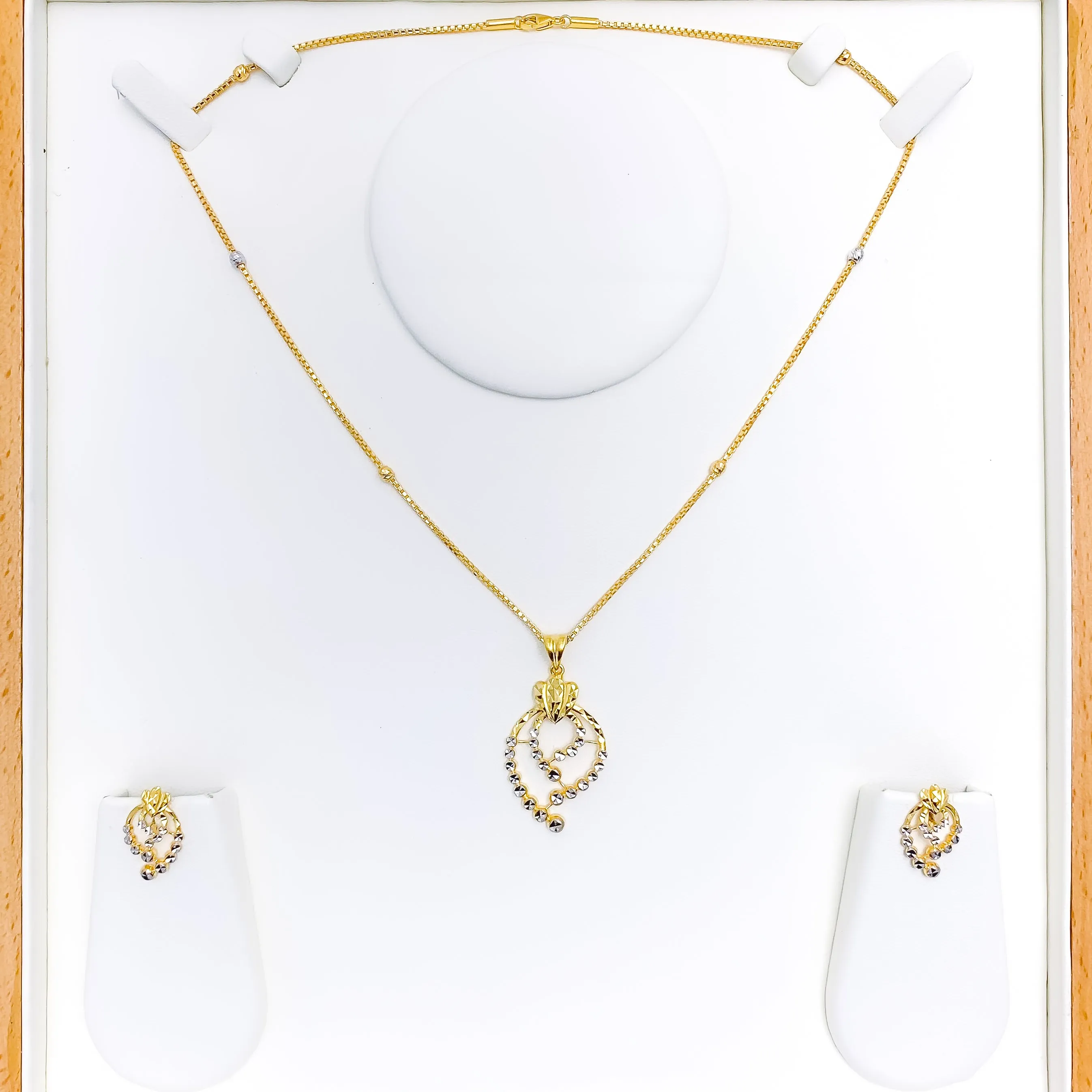 Asymmetrical Dotted Necklace Set