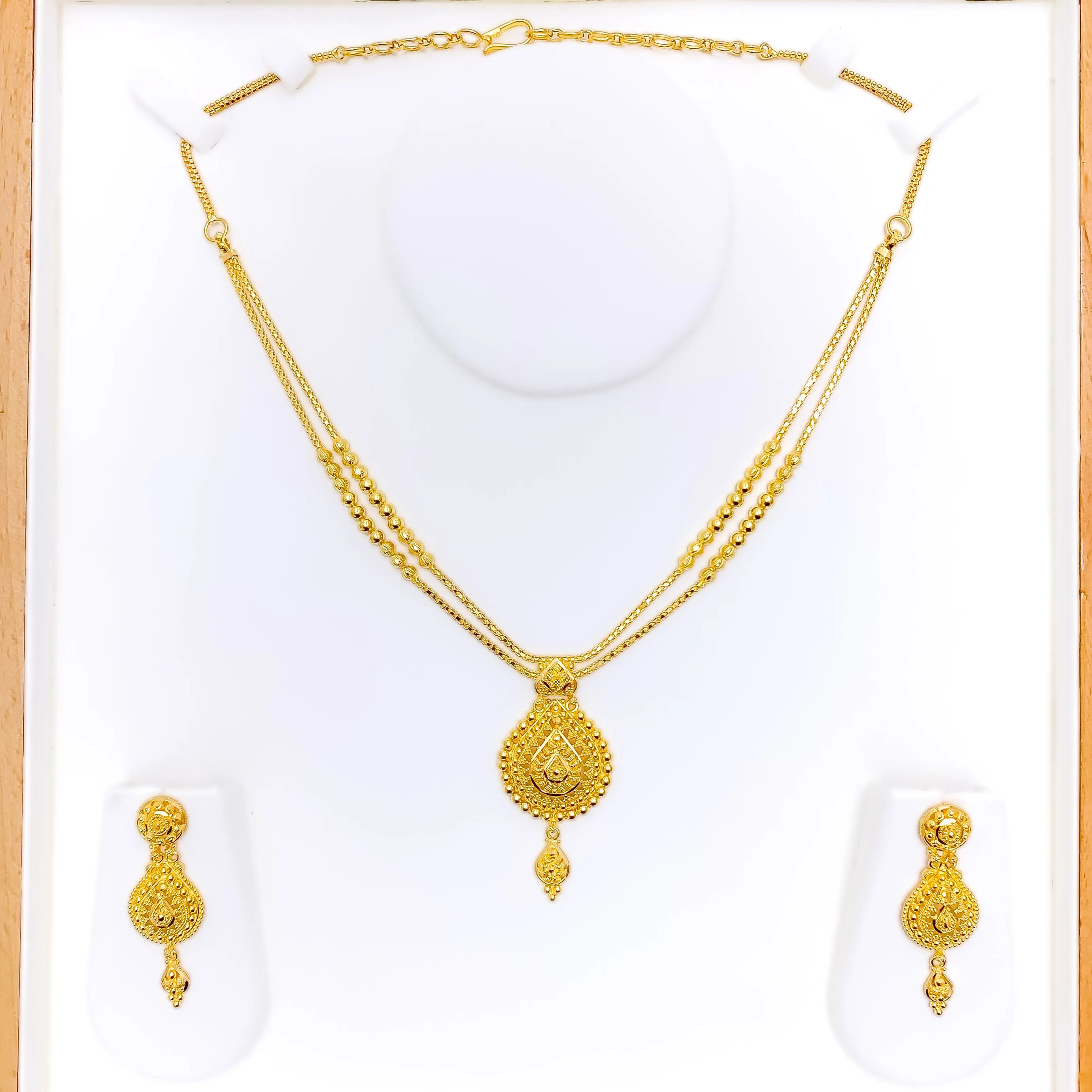 Attractive 22k Gold Necklace Set