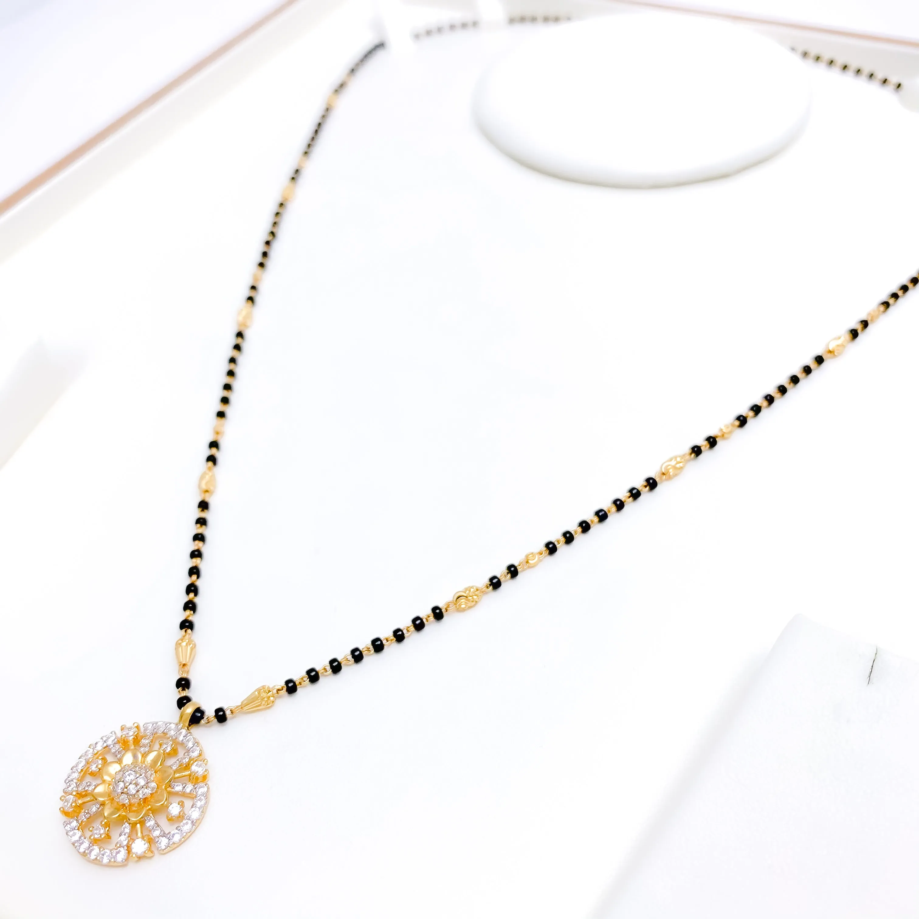 Beautiful Sunflower Mangalsutra