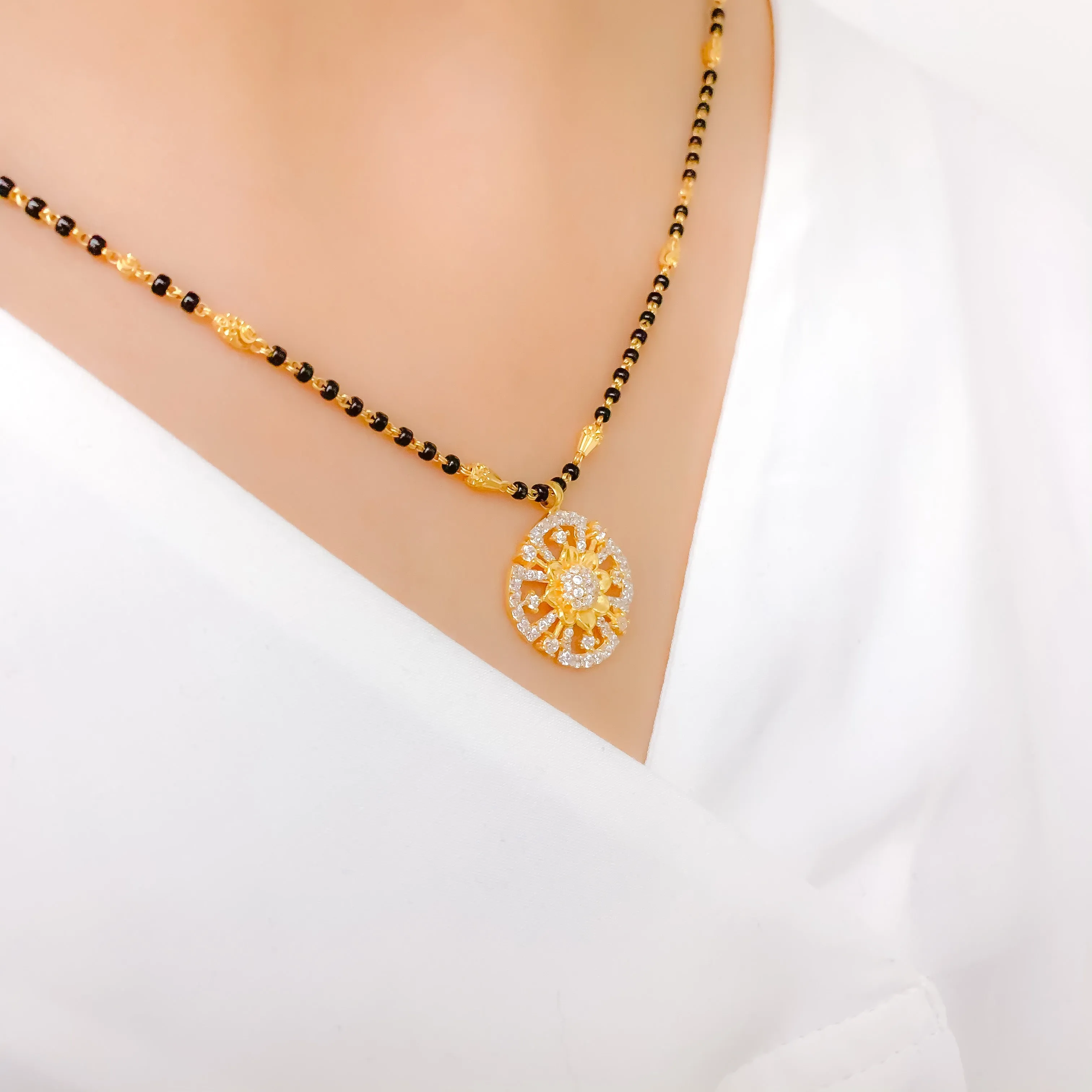 Beautiful Sunflower Mangalsutra