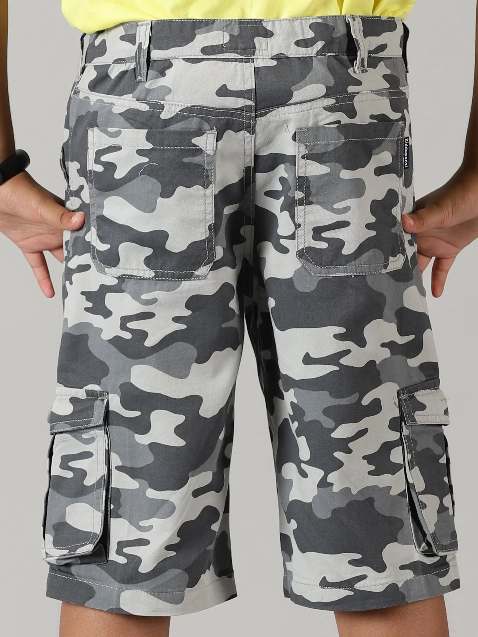 Boys Printed Round Neck Tee & Camouflage Printed Knee Length Cargo Shorts Set