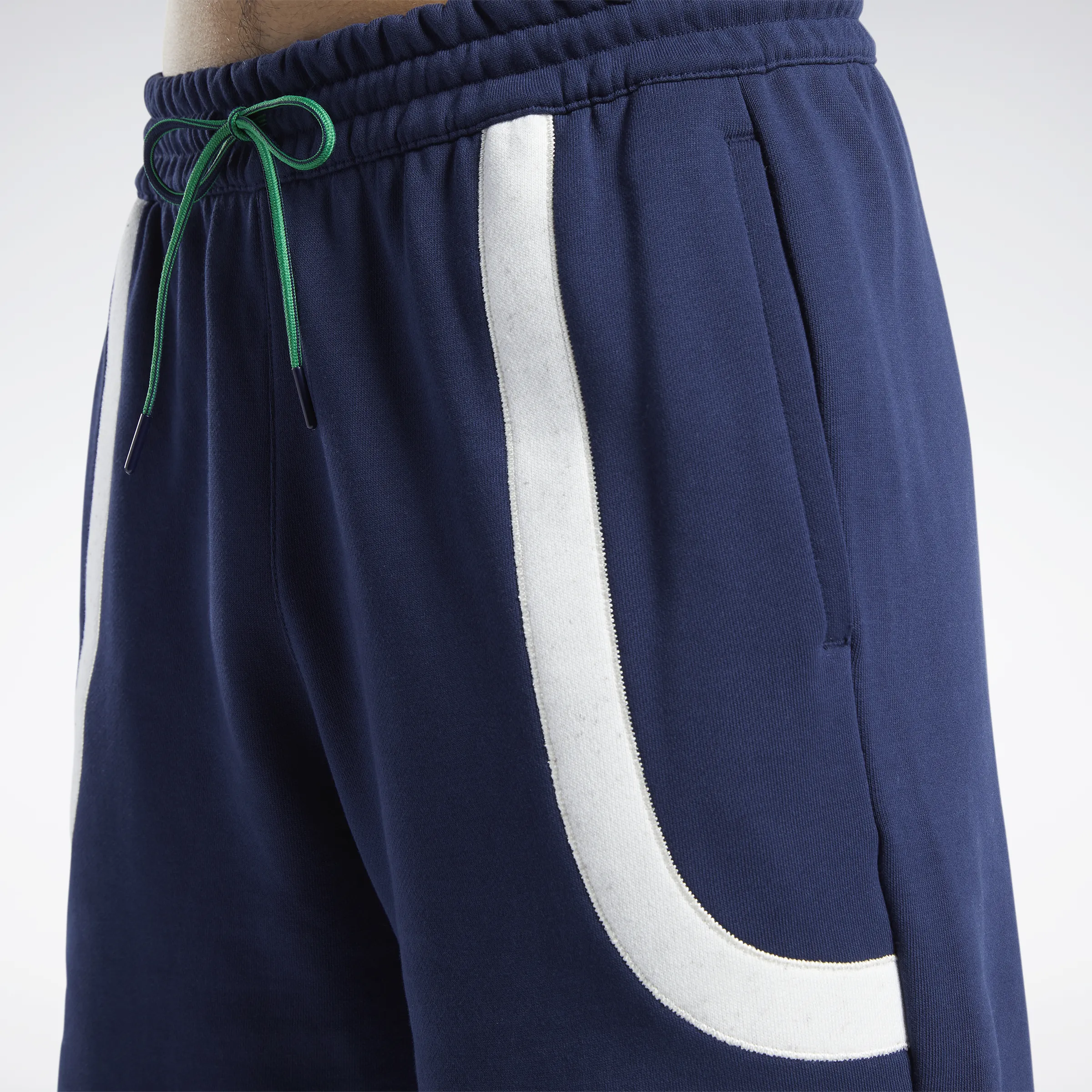 Classics Varsity Shorts Vector Navy