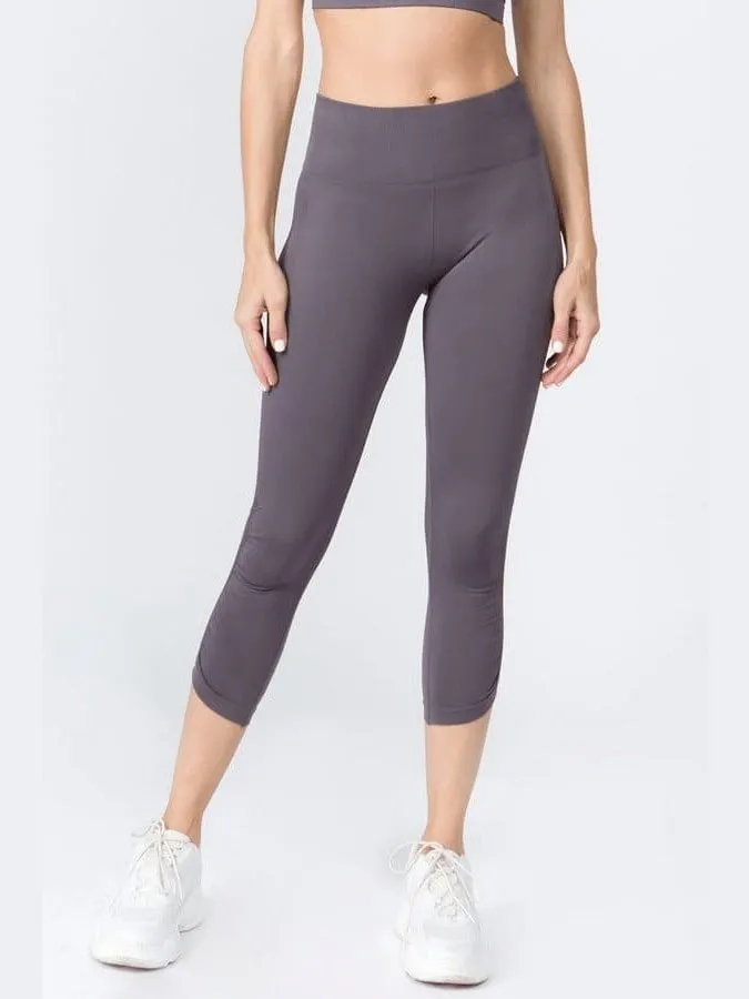 High Rise Cinched Ankle Seamless Capri Leggings