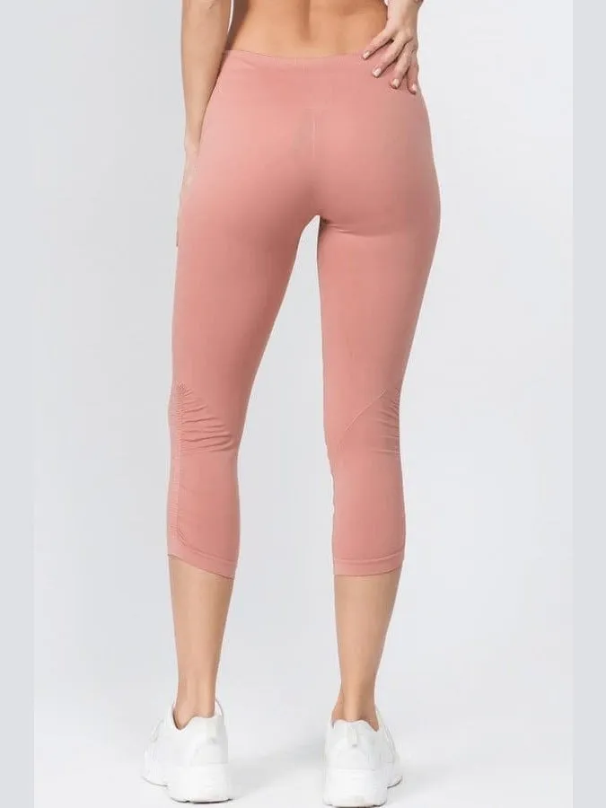 High Rise Cinched Ankle Seamless Capri Leggings