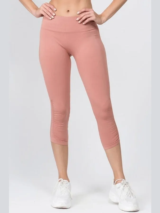 High Rise Cinched Ankle Seamless Capri Leggings