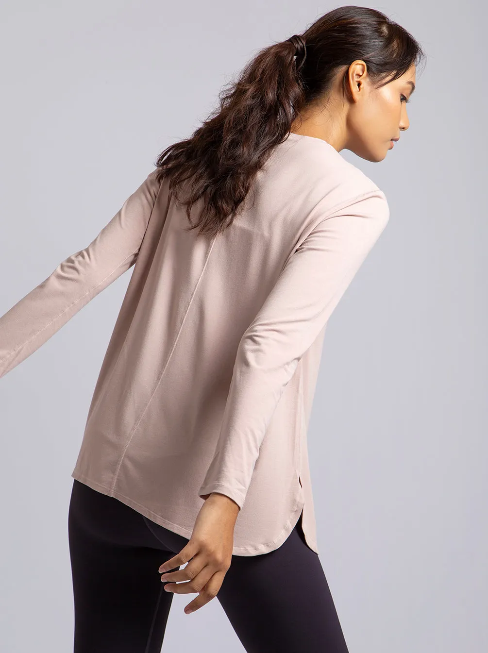 IZZY SPORT TOP BLUSH