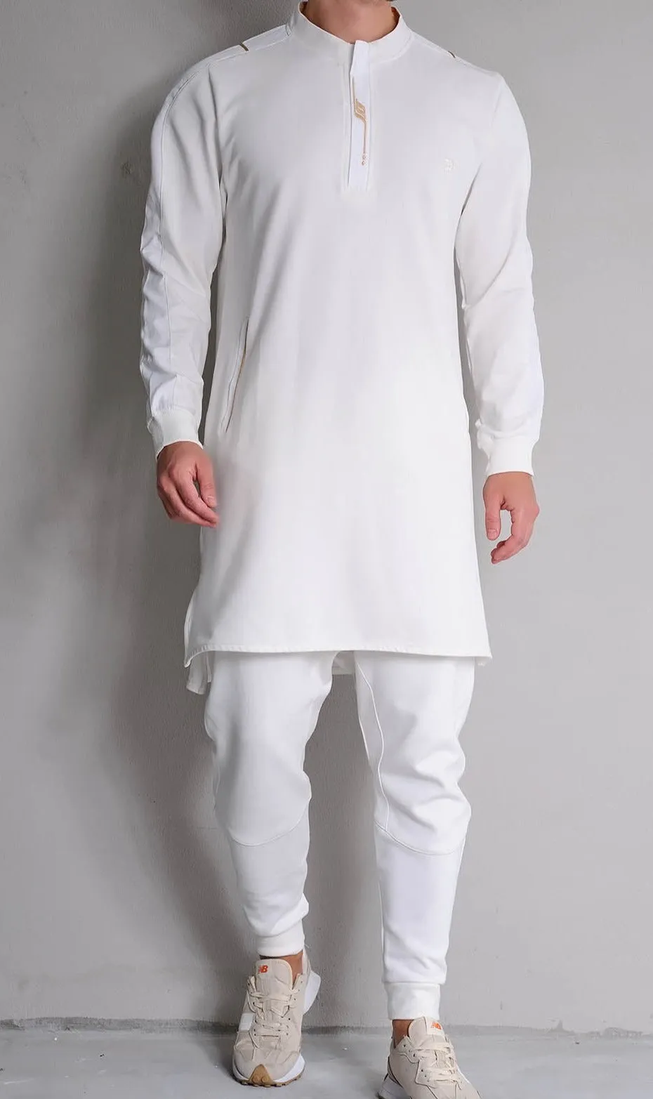 Muslim Men’s Short Jubba Kamisweat Subtil QL in Cream and Gold