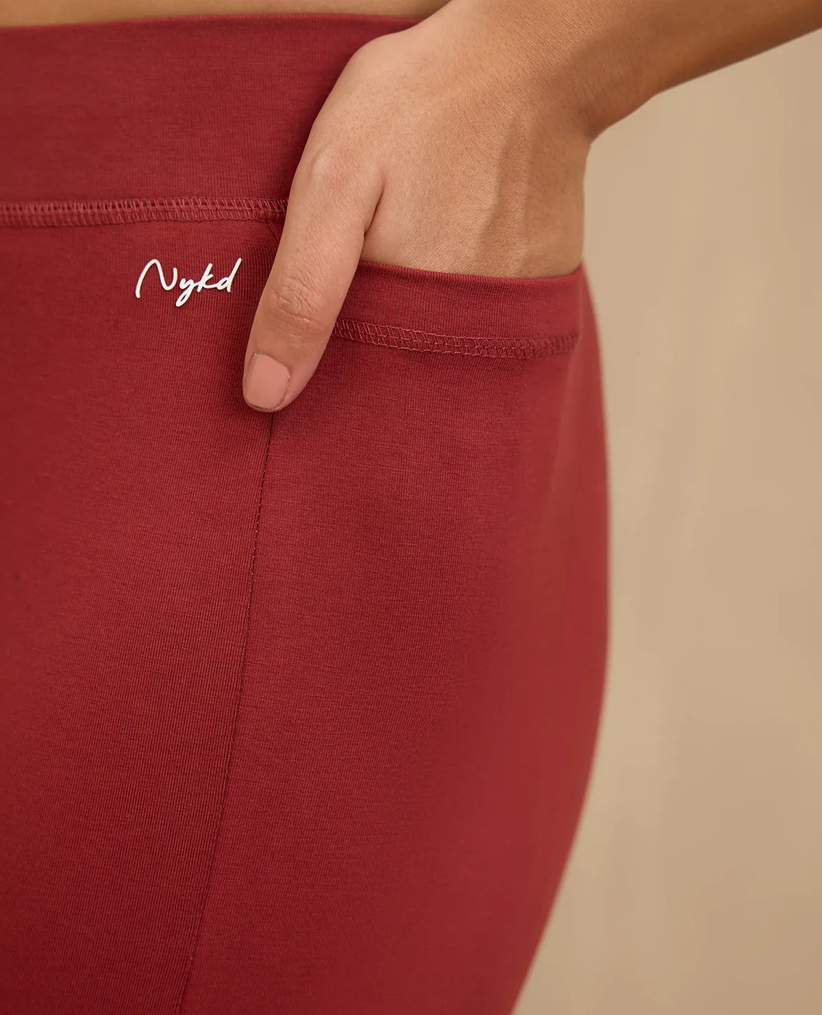 NYKD By Nykaa Comfort Leggings with Pockets! -NYAT401-Red