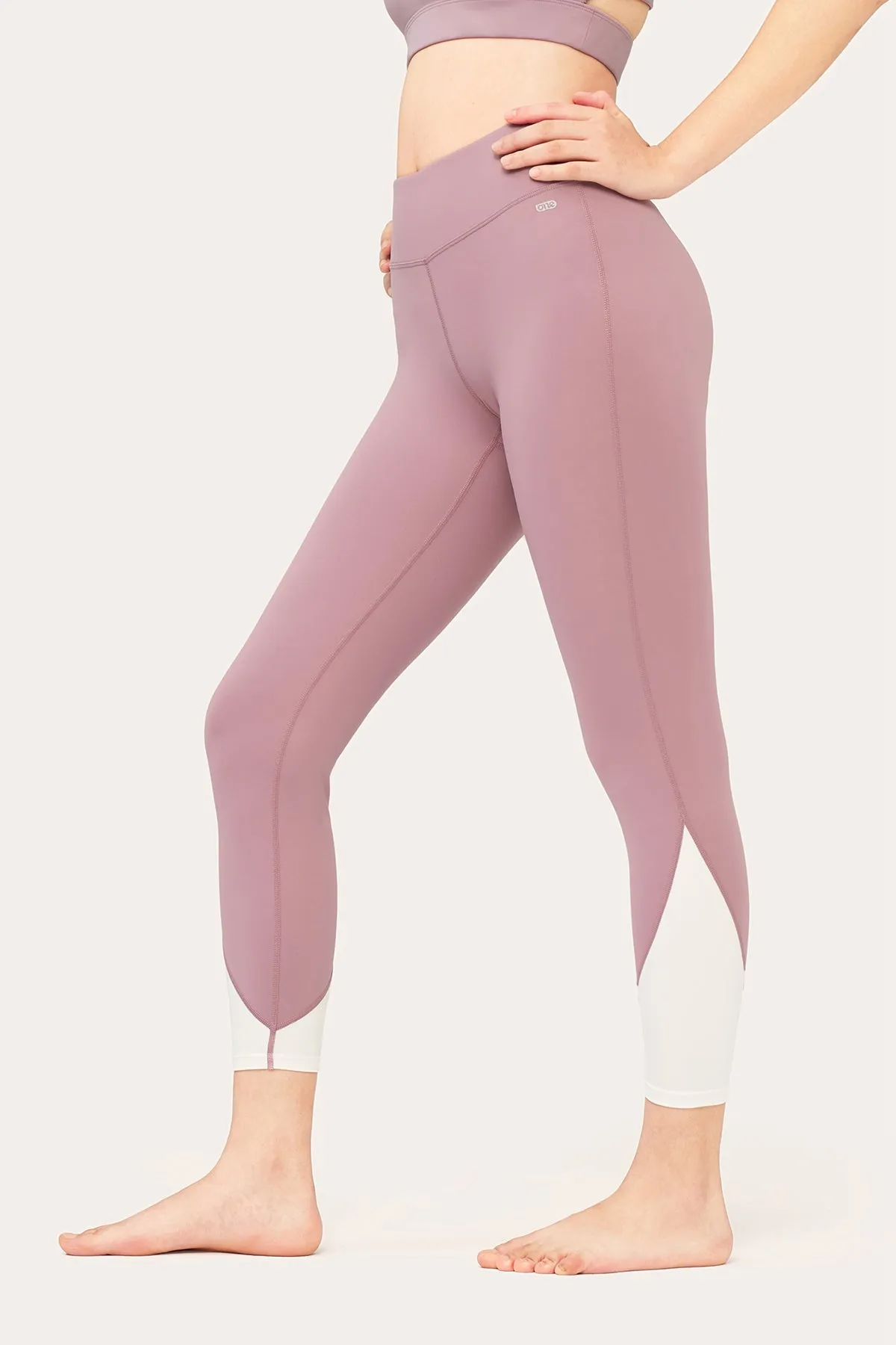 Racer Twist Legging